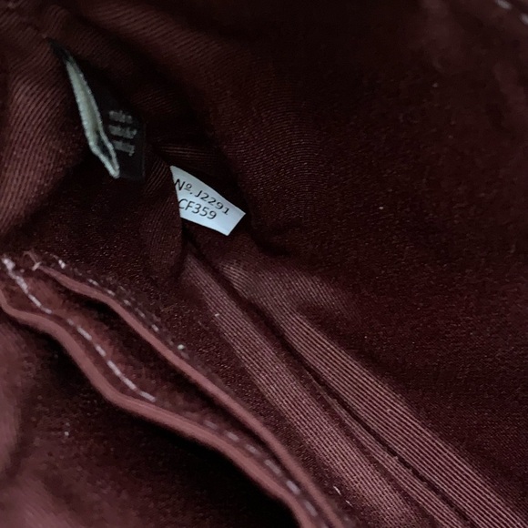 Coach Boxed Red Corner Zip Wristlet - Picture 5 of 6